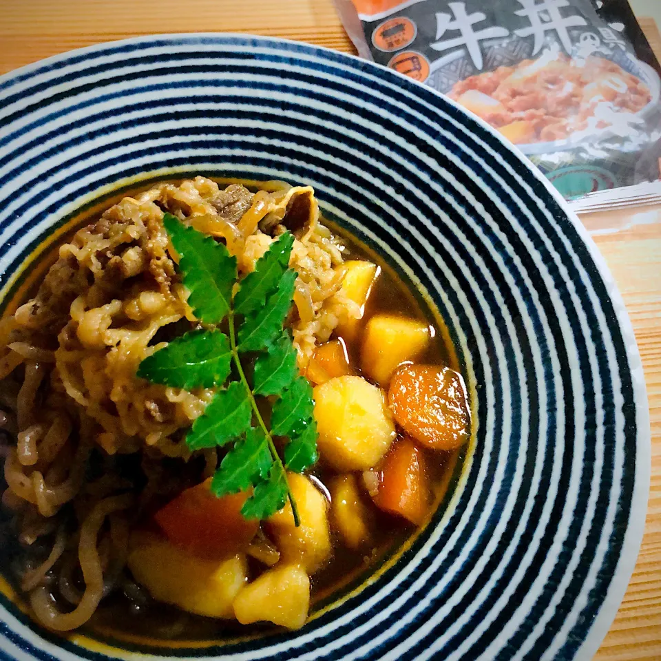 冷凍牛丼の具de肉じゃが|ユミさん