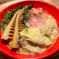 🍜春の鶏×コンソメラーメン|toshi,I🍴さん