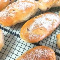Cranberry Walnut bun| Wendy Phoaさん