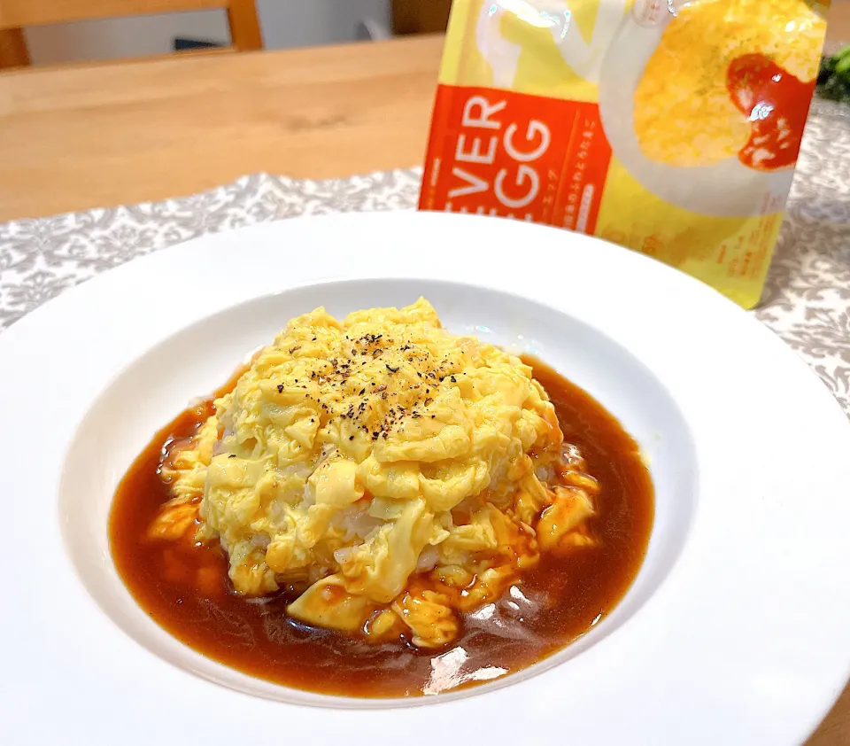 エバーエッグで ふわとろデミグラオムライス|プーティさん