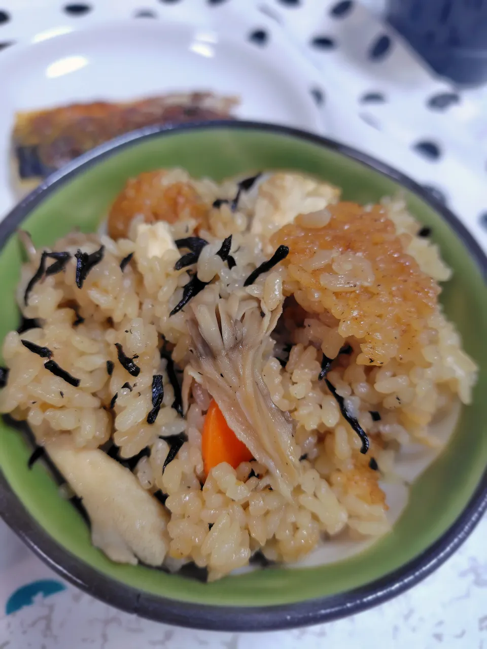 息子が作ってくれた 炊き込みご飯|藤さんちのごはんさん