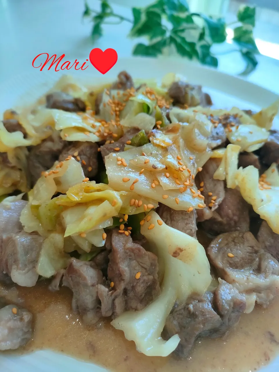 《レシピ有》ご飯が進む♡ラム肉とキャベツの味噌炒め。|Mariさん