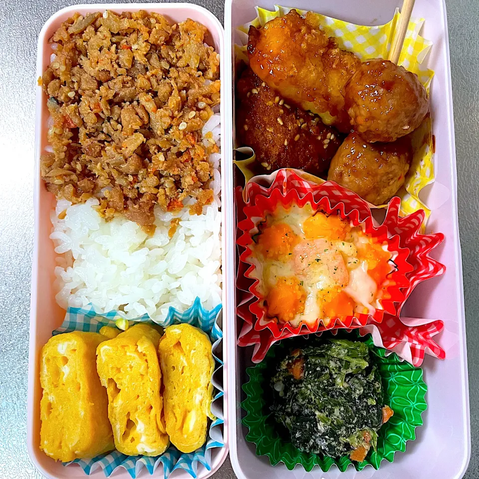 【祝200投稿！】鶏そぼろ弁当|あおのりさん