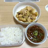 鶏塩キャベツ、みそ汁(昼)|＾＾さん