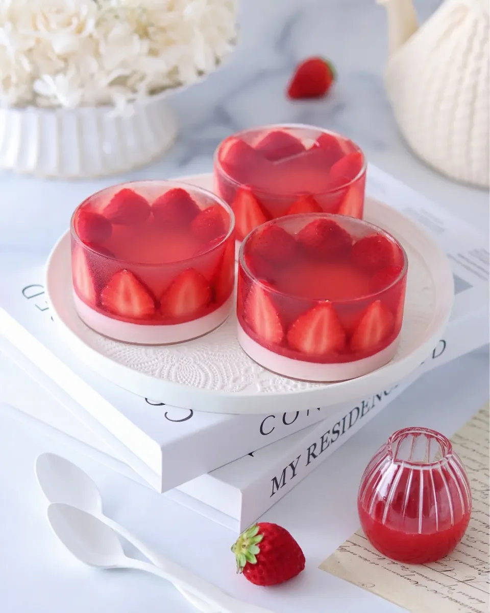 とろぷるいちごゼリー🍓|moeさん