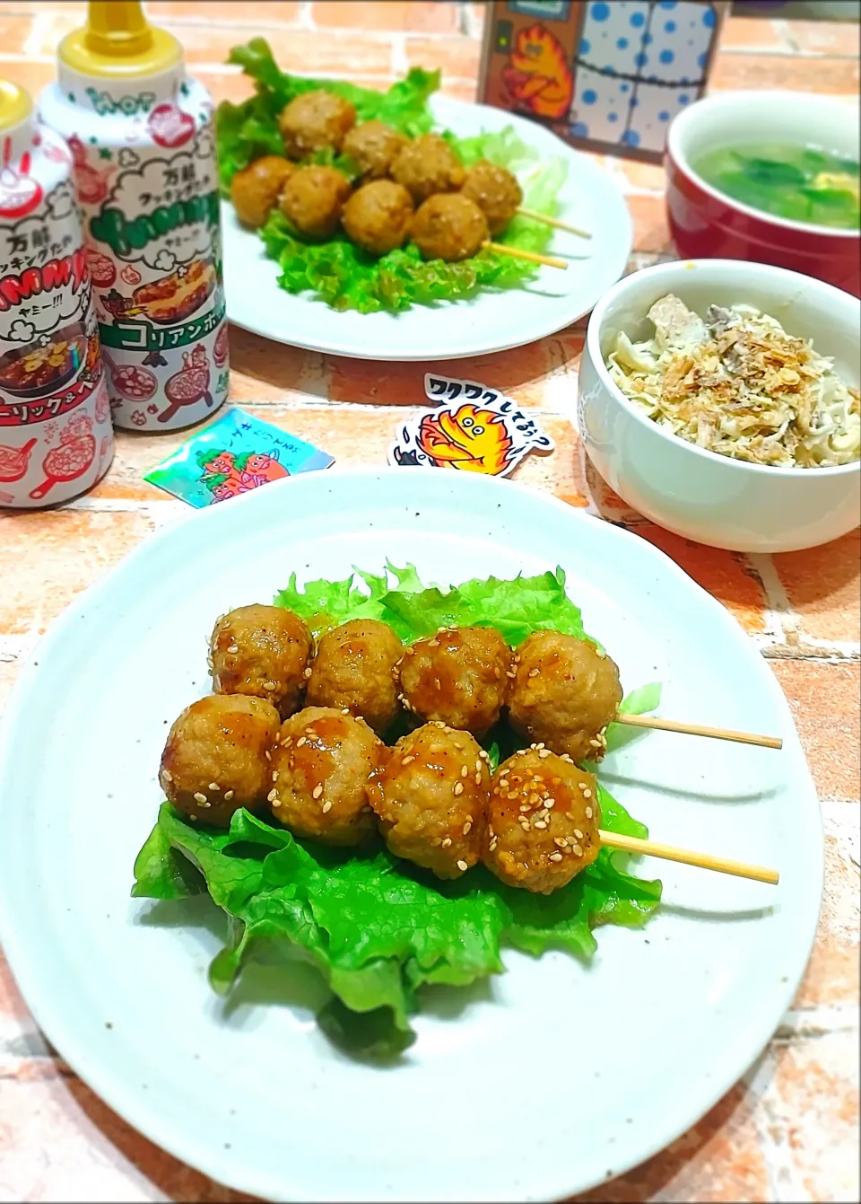 WYummy肉だんご串とガーリックペッパーで鯖缶とキャベツのサラダ|みったんさん