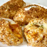 米粉の焼きチーズカレーパン♡|みるくさん