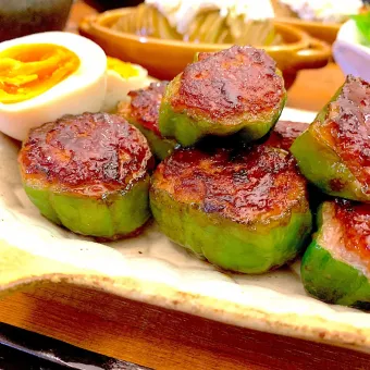 Snapdishの人気料理写真:はがれないピーマンの肉詰め