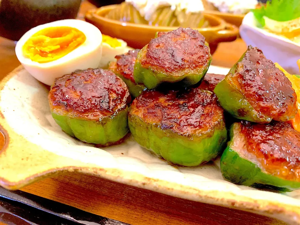 はがれないピーマンの肉詰め|すずさん