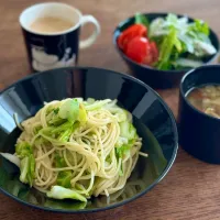 春キャベツと新玉ねぎとアンチョビのパスタ|ぺんぎんさん
