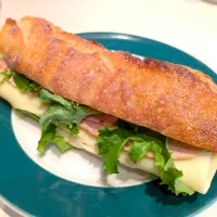 リベンジなバゲットサンド😋|metroさん