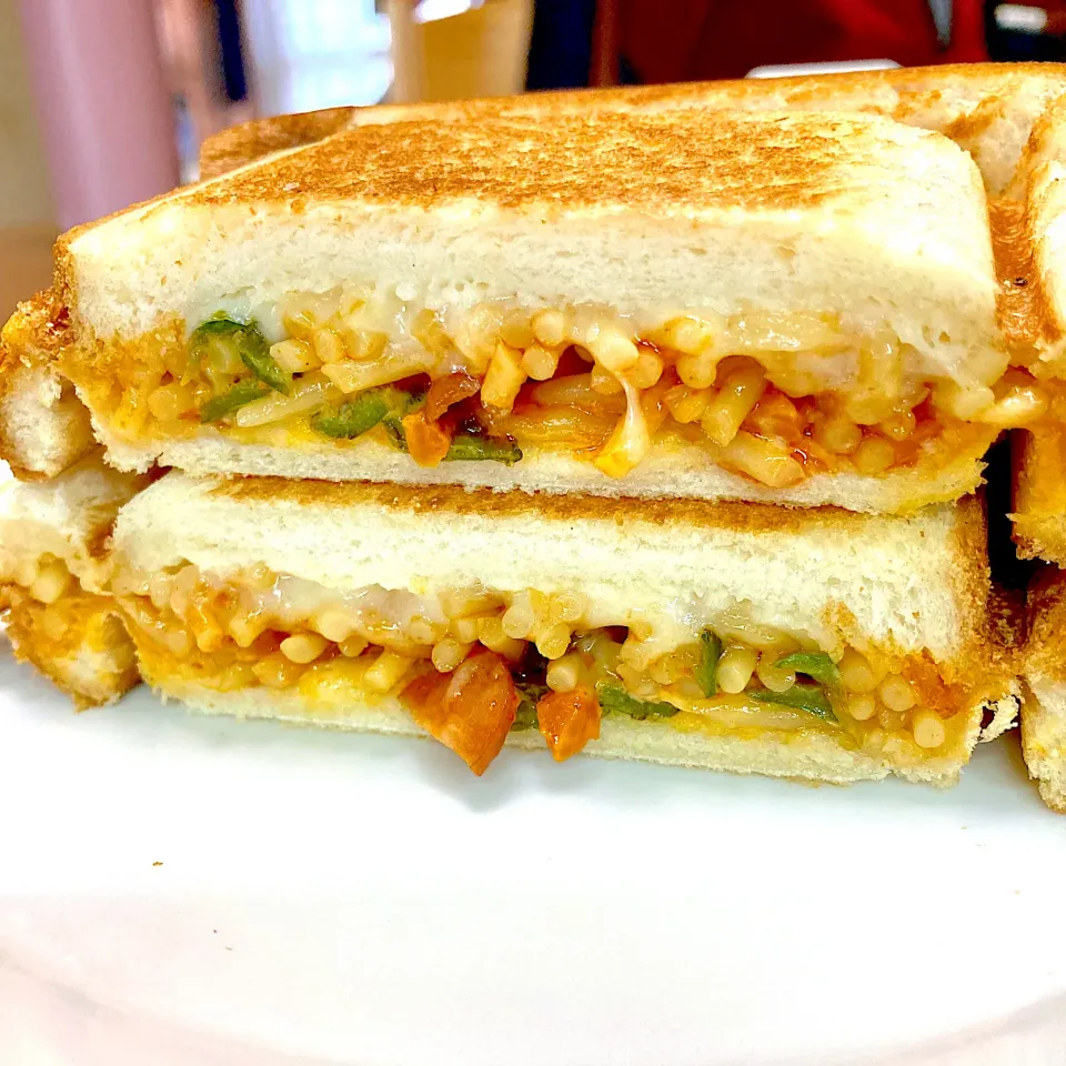 ホットサンド🥪🍝|まいりさん