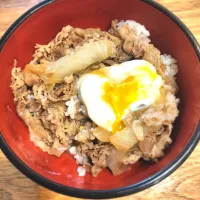 シンプルな温玉吉野家の牛丼|izumiさん