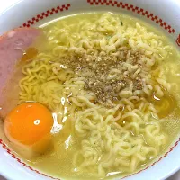 サッポロ一番塩ラーメン♫wwwww