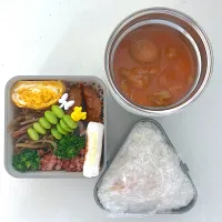 チキンのトマト煮
ソースチキンカツ
はんぺんチーズ
きんぴらごぼう
卵焼き
ウインナー
ブロッコリー
枝豆
🍙|ayumomさん