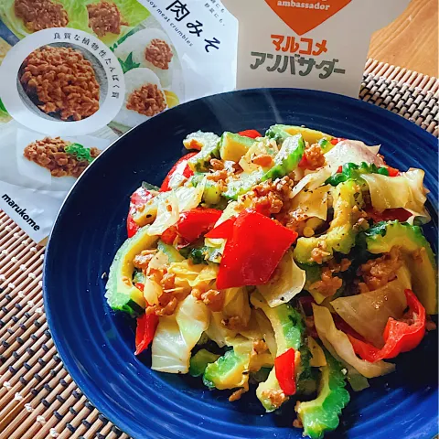 「ダイズラボ 超万能だいず肉みそ」を使ってみたSnapdishの料理・レシピ写真:超万能だいず肉みそで夏野菜炒め