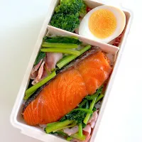 鮭弁当！|ikumonさん