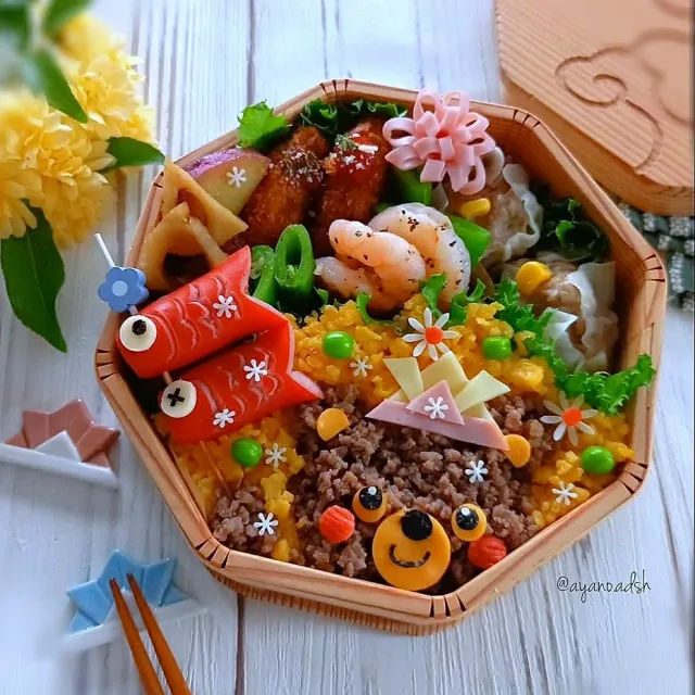 Snapdishの料理・レシピ写真:🎏２色そぼろクマさん🐻
🌼こどもの日弁当🌼｜こどもの日♡お子様よろこぶアイディア料理♪