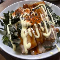 お昼に作ったチャーシューでチャーシュー丼を作りました!|トモちゃんさん