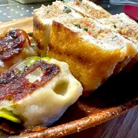 分厚い揚げの鳥つくねサンドとはんぺんチーズ焼き| ganmoさん