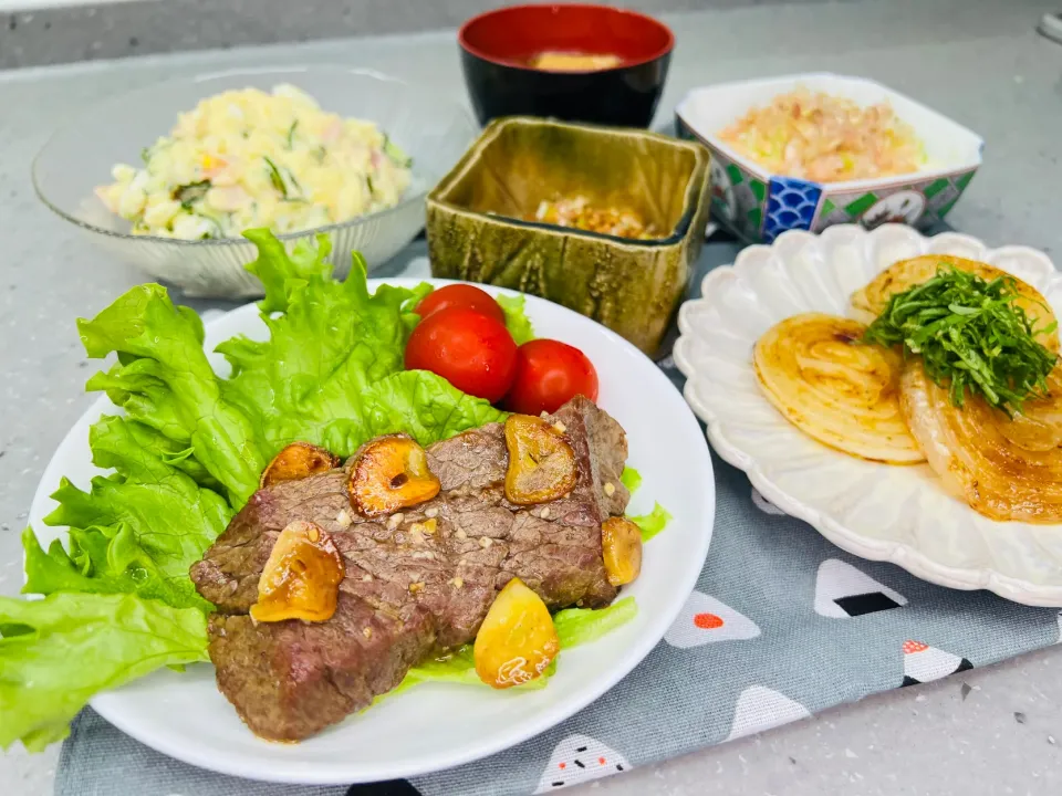 「ガーリックステーキ🥩」|バシュランさん