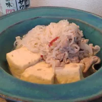 豚バラのジューシーを白味噌で♪ 白い肉豆腐|むーちよさんさん
