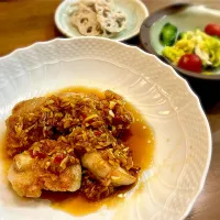 油淋鶏、ツナ蓮根、胡瓜・キャベツ・ミニトマトの浅漬け|リフルシャッフルさん