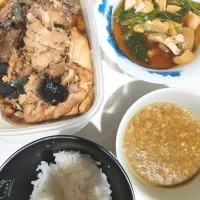 ぶりのあら煮、京しろ菜と油揚げの煮物、カレースープパン粉入り|さきさん