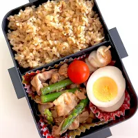 サバ缶と塩昆布の炊き込みご飯弁当！|ikumonさん