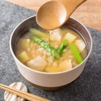 もち麦とじゃがいもの食べるみそ汁|マルコメ キッチンさん