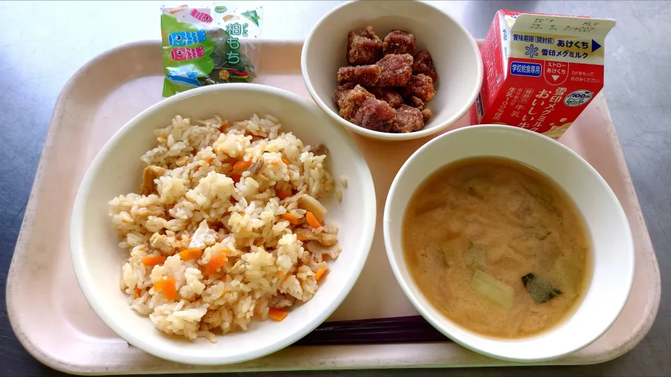 今日の給食(5/1)|えっちゃんさん