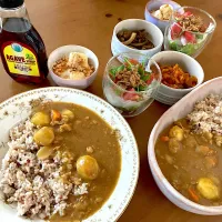 カレーライス🍛とミルフィーユサラダ🩷|さくたえさん