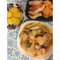 夜ご飯(鶏と野菜のコリアンホットマヨ炒め煮、赤魚と厚揚げ煮、さつまいも蜂蜜レモン煮)|m.rafuさん