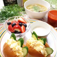 たまごサンドな朝食|めいめいさん