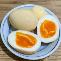 「 味たま 」🥚
🍙に常備菜と味噌汁を添えて
朝ごはん💦|ばくあんしゃさん
