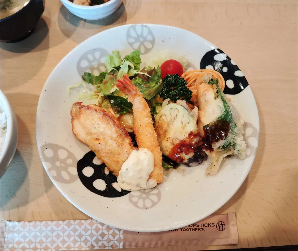日替わりランチ|おじゃみさんさん
