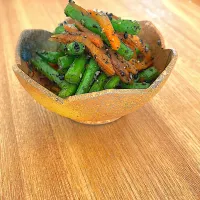 インゲン豆と人参の黒胡麻よごし|Yochipyさん