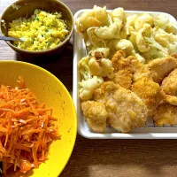 カリフラワーのチーズフリッター 鶏肉カツ|gohan♡さん