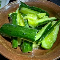 胡麻風味叩き胡瓜|たまさん