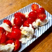 ミニトマトのざっくりカプレーゼ|ふうりんさん