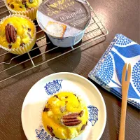 カップケーキ２種　クリームチーズ、チョコチップ、ピーカンナッツ|うさぎぱんさん