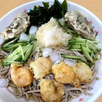 在宅勤務中の男飯(小海老の天磯おろし蕎麦)|おおもりの星さん