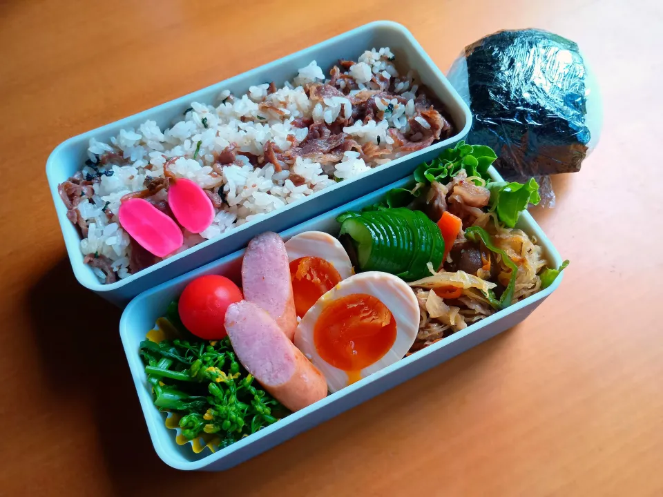 次男弁当&おにぎり|tamagomagomagoさん