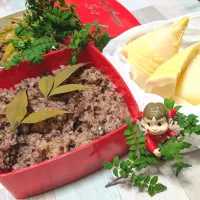 頂き物💛赤飯＆筍＆🌿(笑)|ひとみんΨ(*´∀｀)Ψさん