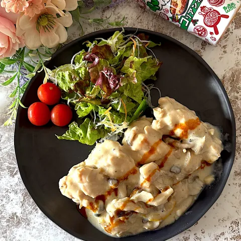 「ヤマサ 万能クッキングたれ Yummy! コリアンホット」を使ってみたSnapdishの料理・レシピ写真:手羽元のレモンクリーム煮🍋Yummy!にコリアンホットで味変✨