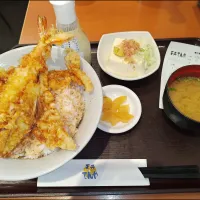 ブランチは天丼| アクちゃんさん
