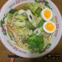 昼食　ラーメン🍜|ATさん