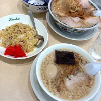 #豚骨醤油ラーメン　 #チャーハン