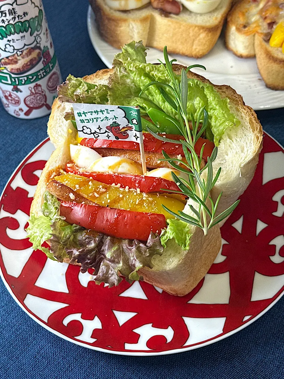 オープンサンド𓂃✿*:･ﾟYummy!コリアンホット|鬼百合さん