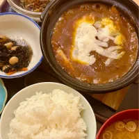 チーズカレーハンバーグ定食🍛